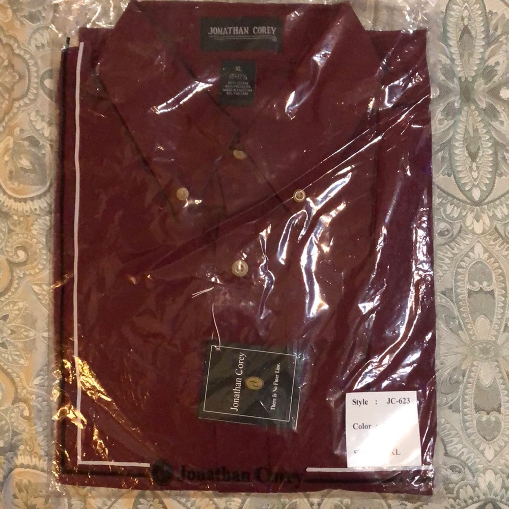 Men’s short sleeve dress shirt
